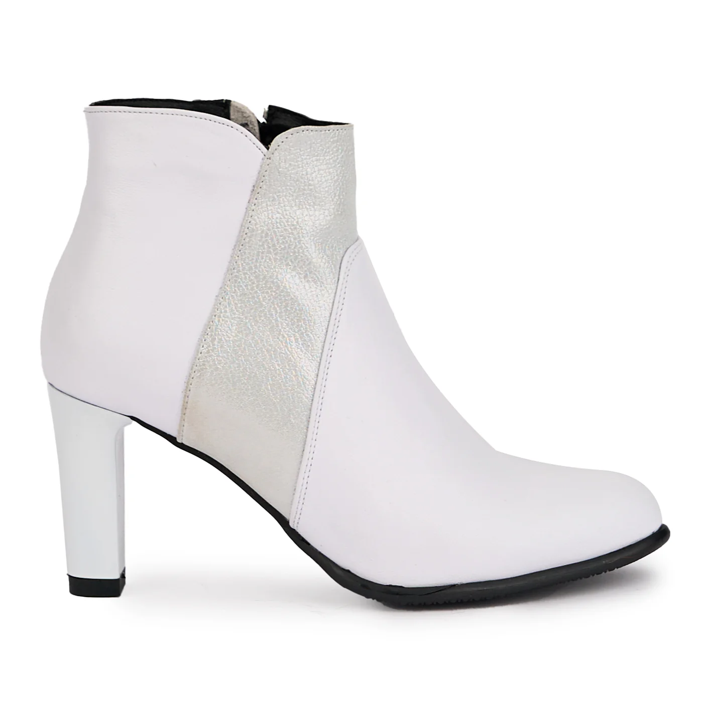 Botine dama din piele naturala alba cu toc gros 8 cm 16950