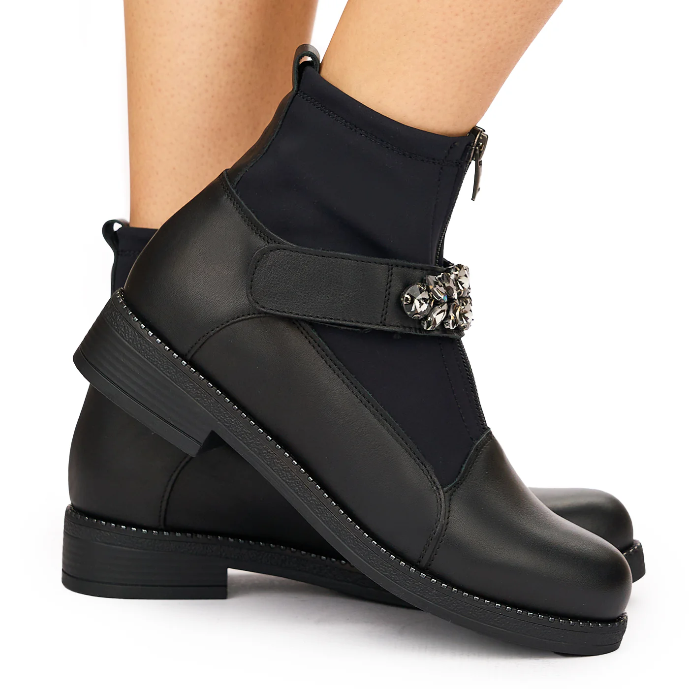 Ghete dama din piele naturala neagra 3910