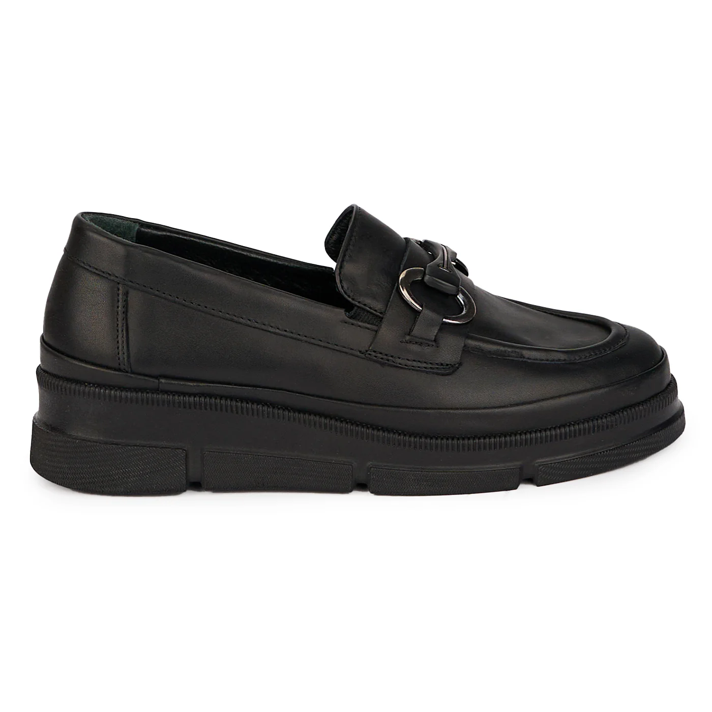 Pantofi casual dama din piele naturala neagra cu accesoriu metalic 18013