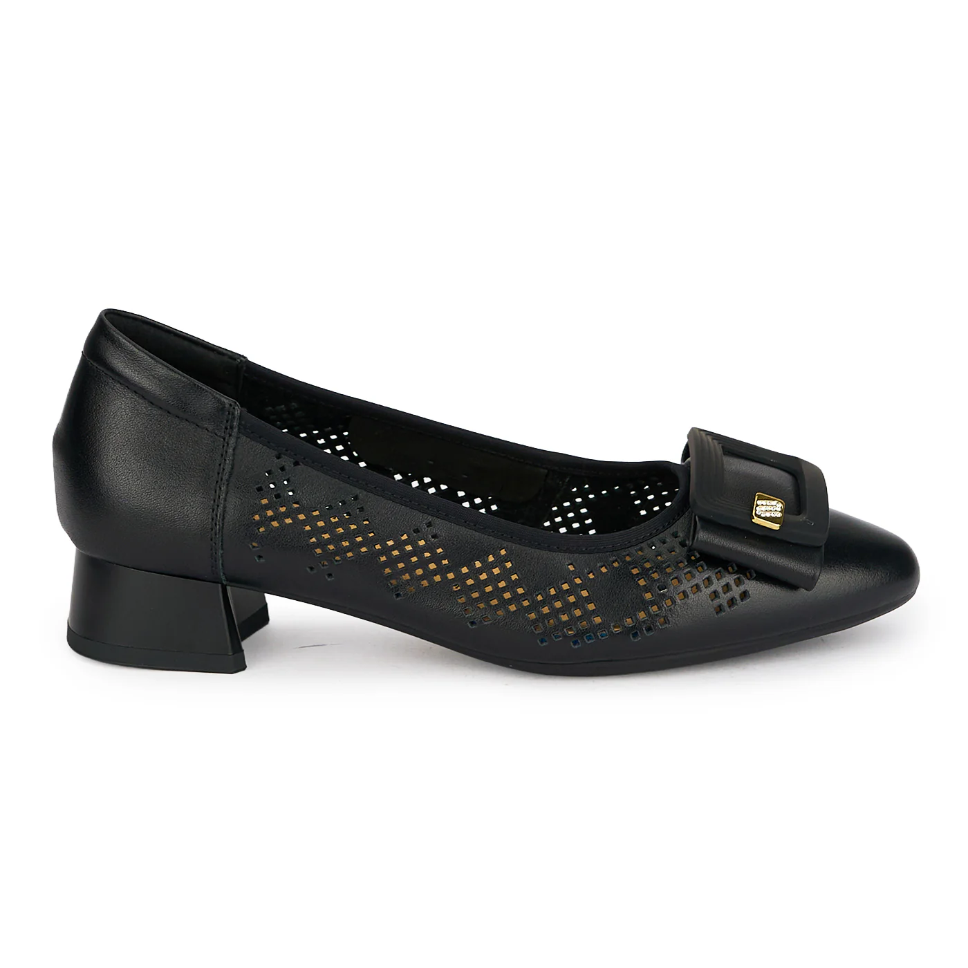 Pantofi dama din piele naturala neagra perforata cu toc mic 3 cm 19592