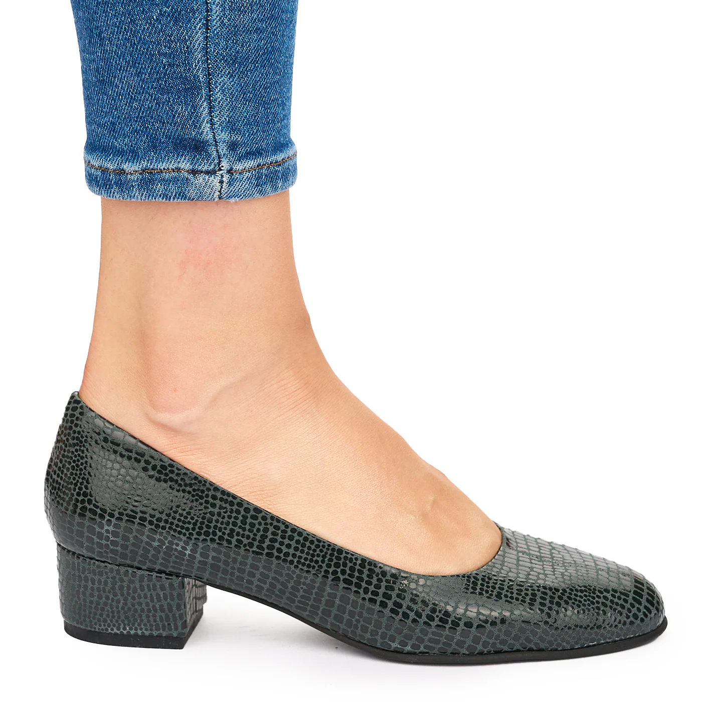 Pantofi dama toc mic din piele naturala neagra 4953